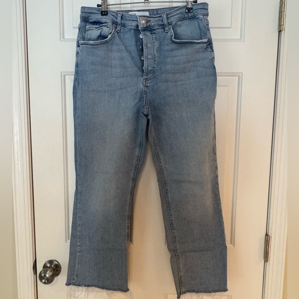 ZARA Straight Leg buttonfly Jeans, 12